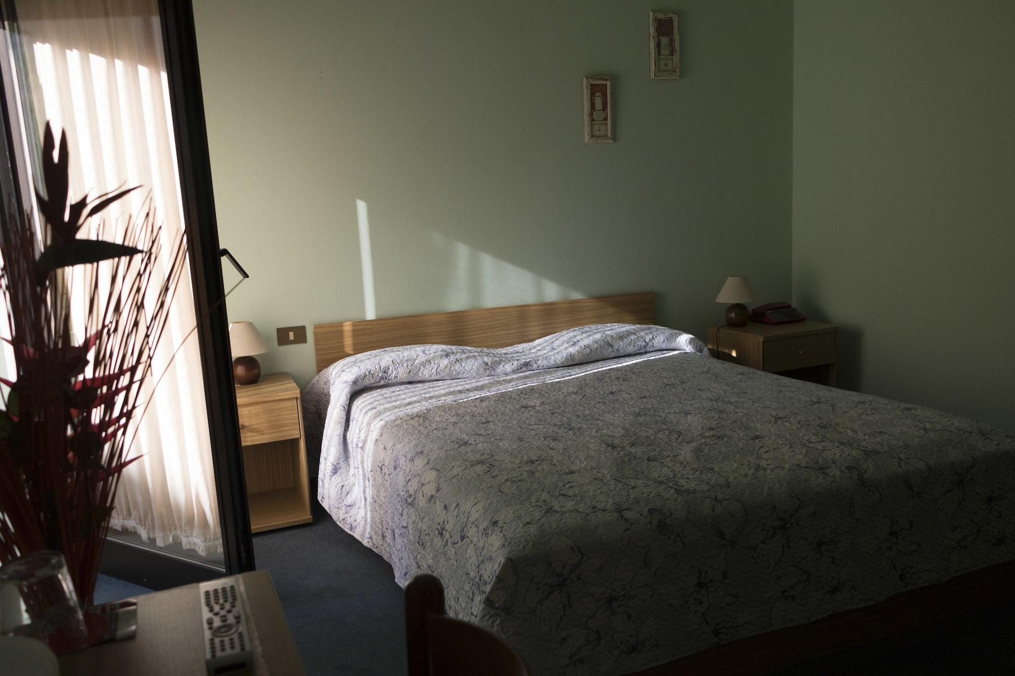 Hotel Primavera Desenzano del Garda Zewnętrze zdjęcie
