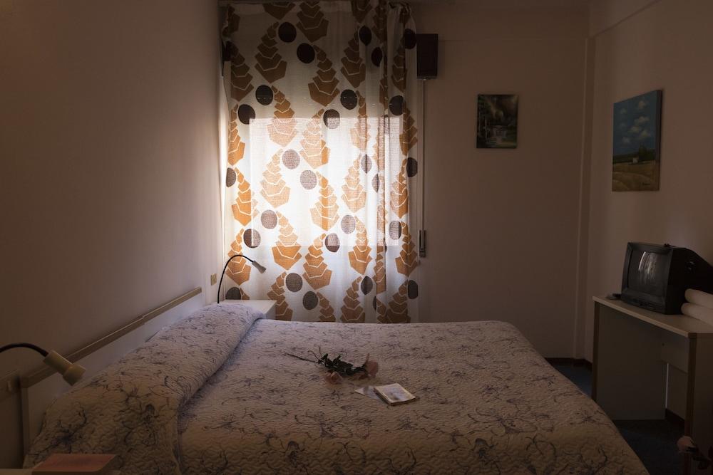 Hotel Primavera Desenzano del Garda Zewnętrze zdjęcie